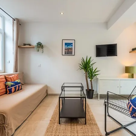 בית נופש Maison 2 Avec Petite Cour, Proche Metro