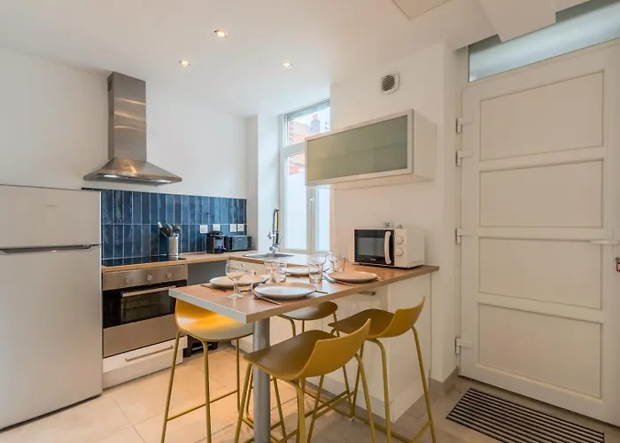 Penzion Maison 2 Avec Petite Cour, Proche Metro